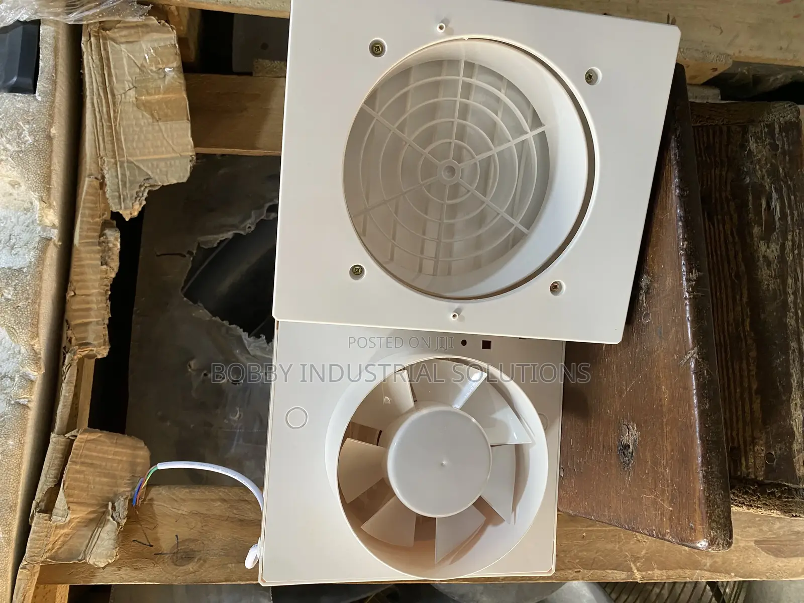 Hornet Air Extractor Ventilator Fan for Kitchen Bathroom