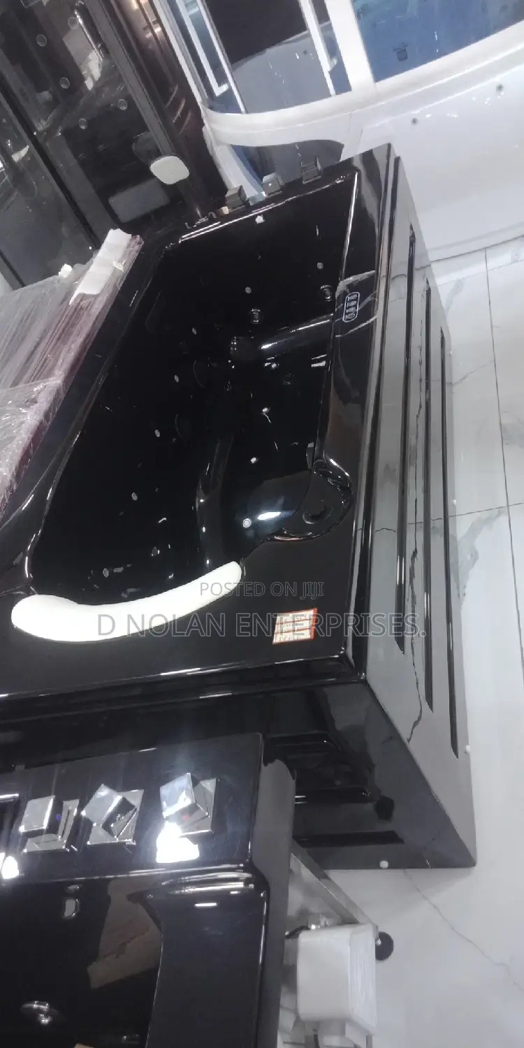 Quality Black Single Jaccuzi