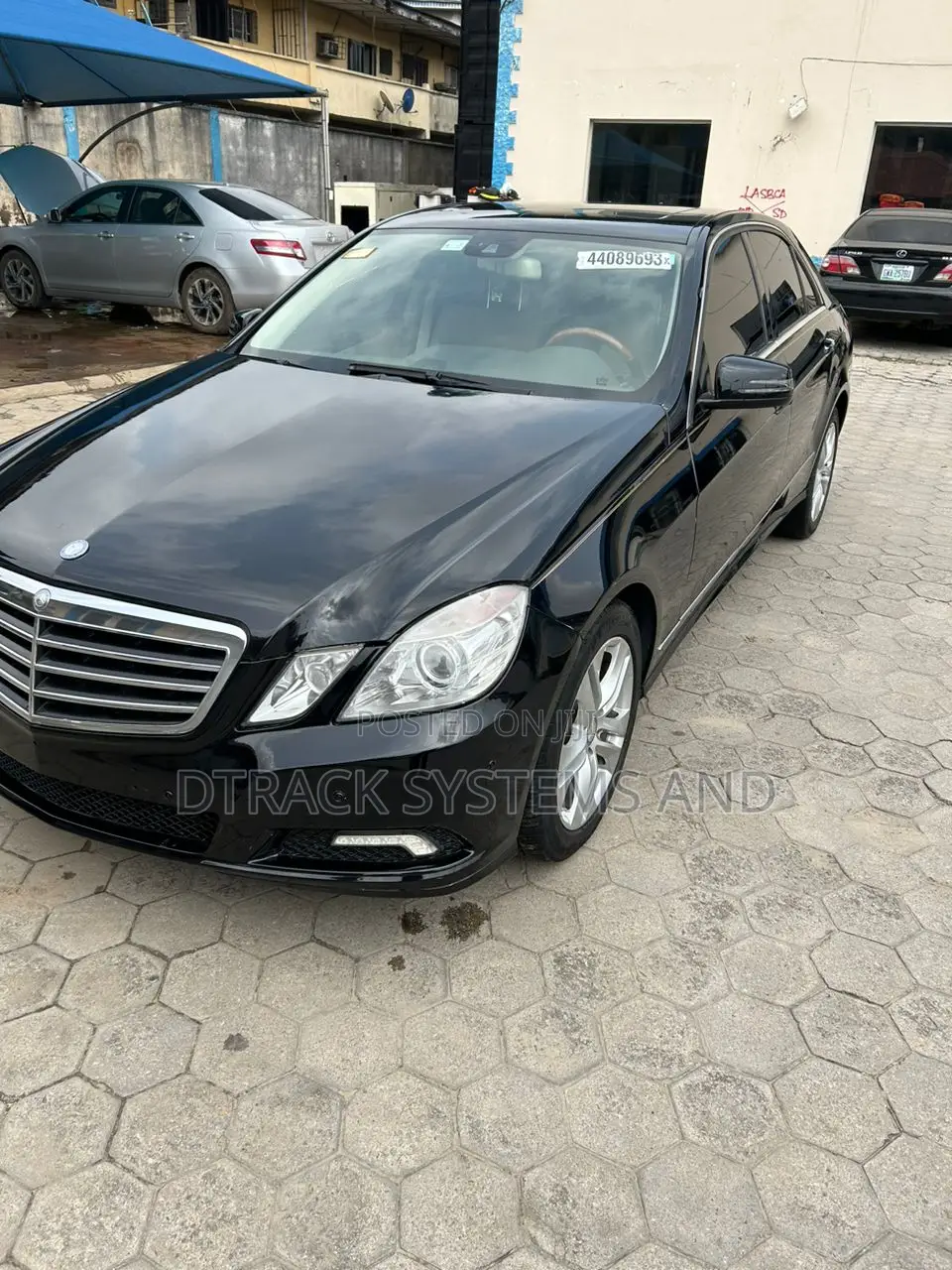 Mercedes-Benz E350 Base 4Matic Sedan AWD (3.5L 6cyl 7A) 2010 Black