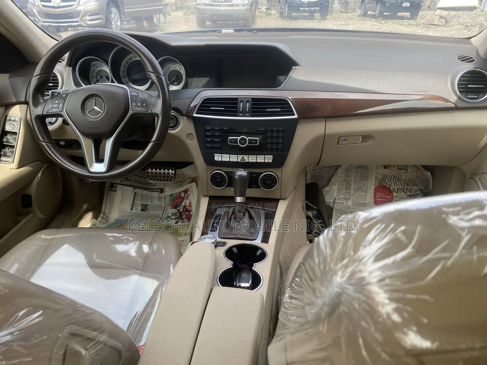 Mercedes-Benz C300 2012 Black