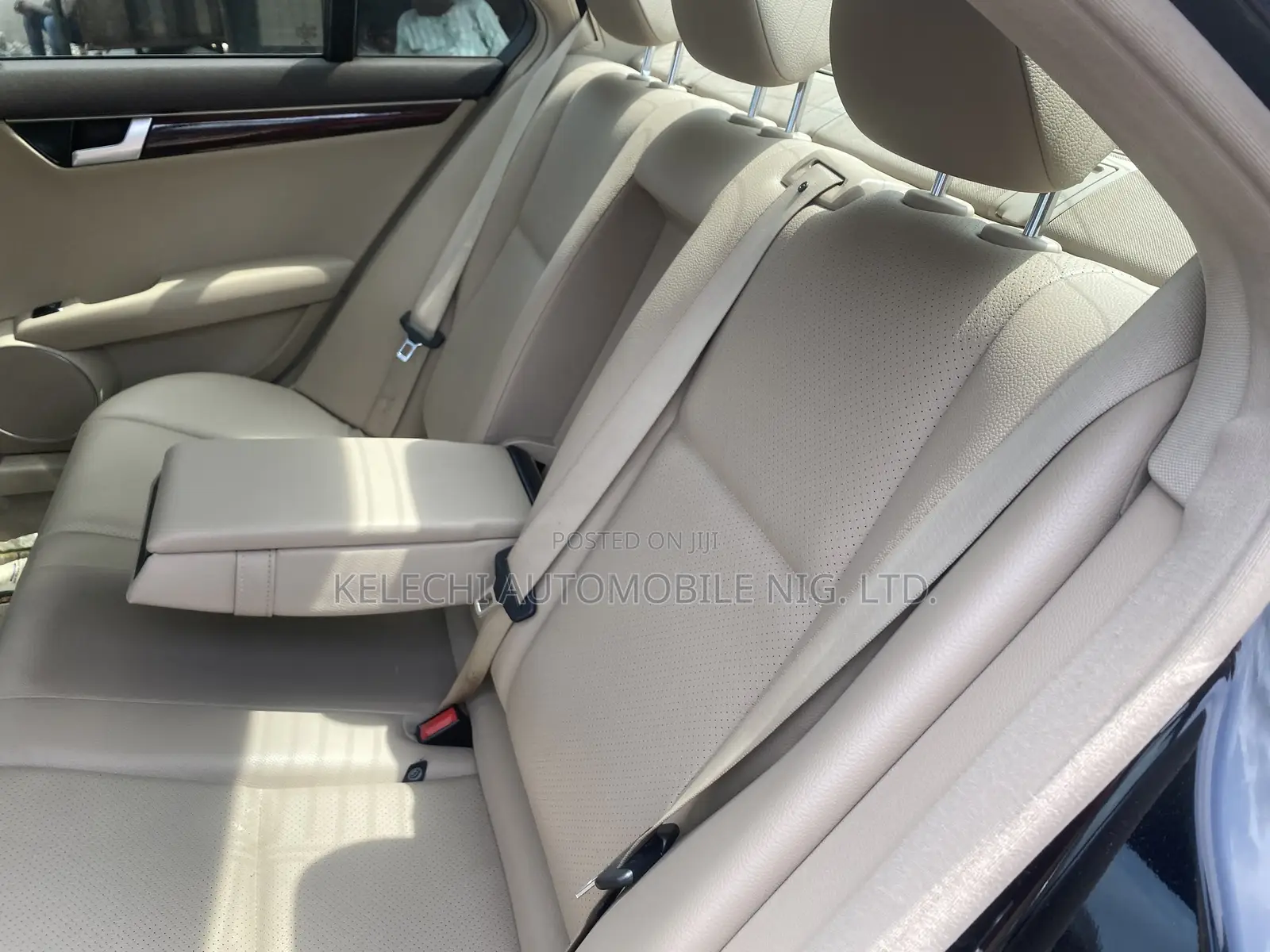 Mercedes-Benz C300 2012 Black