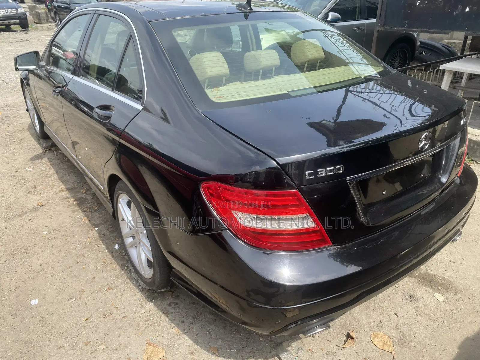 Mercedes-Benz C300 2012 Black