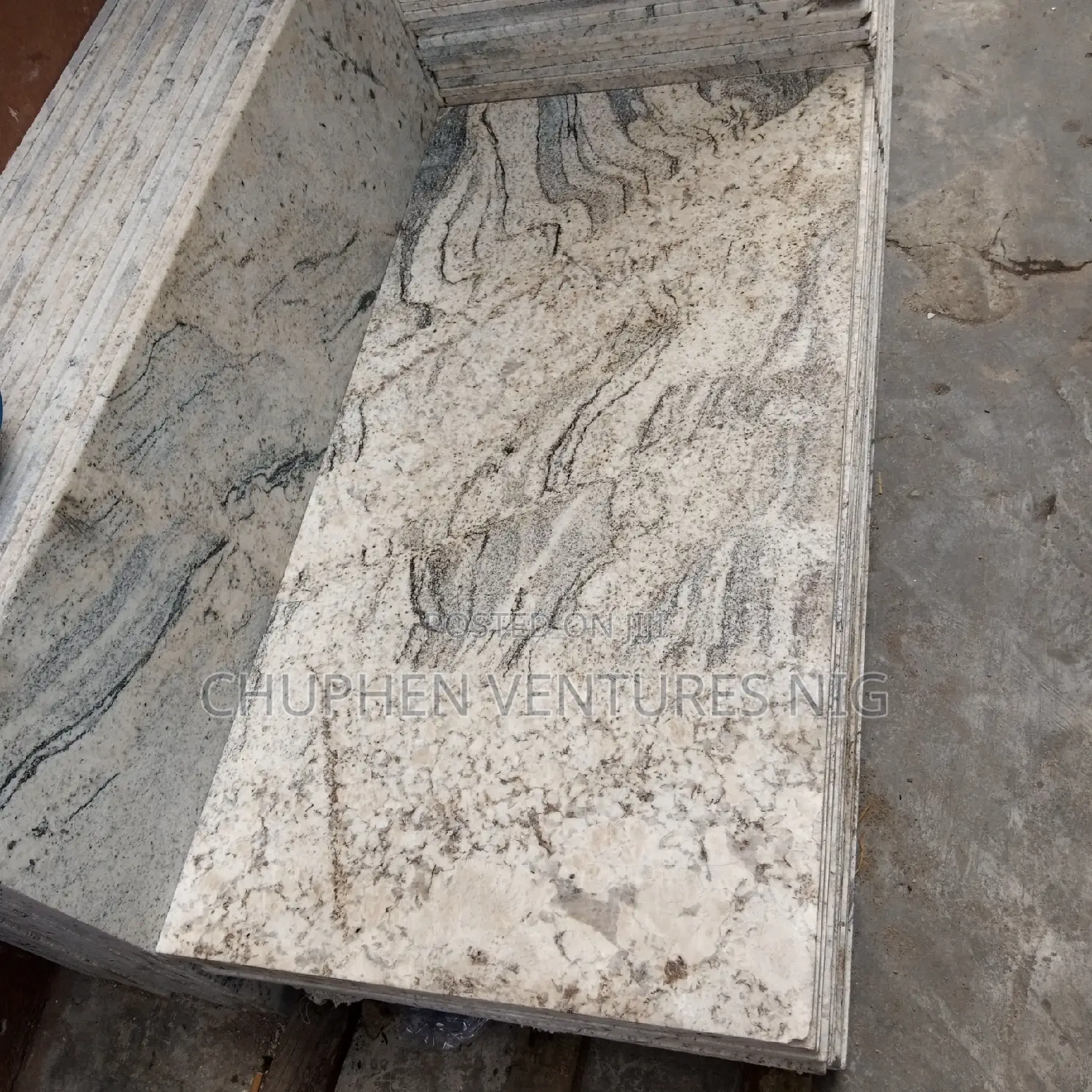 60*120 Granite Champagne Gold Granite Tiles