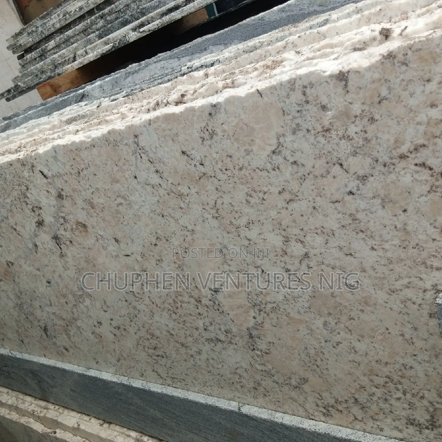 60*120 Granite Champagne Gold Granite Tiles