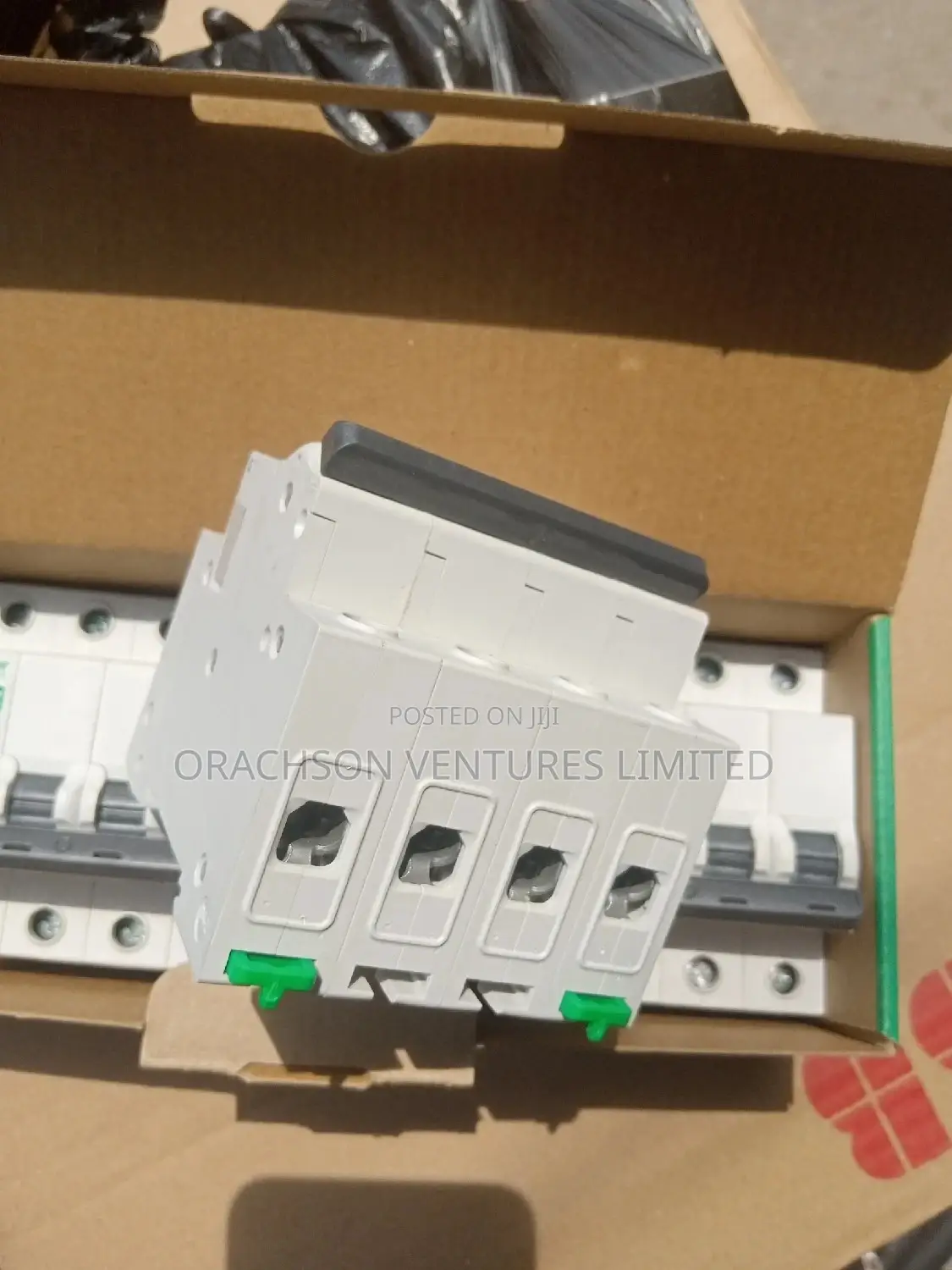 4pole 63amps MCB Schneider Electric Breaker