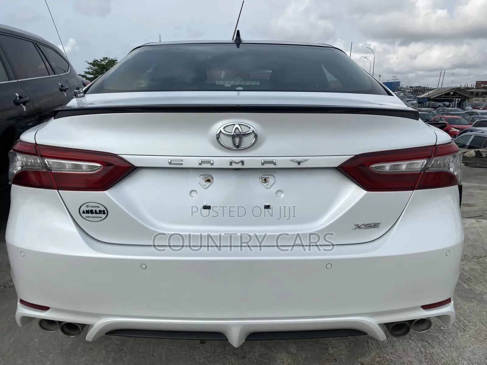 Toyota Camry 2018 White
