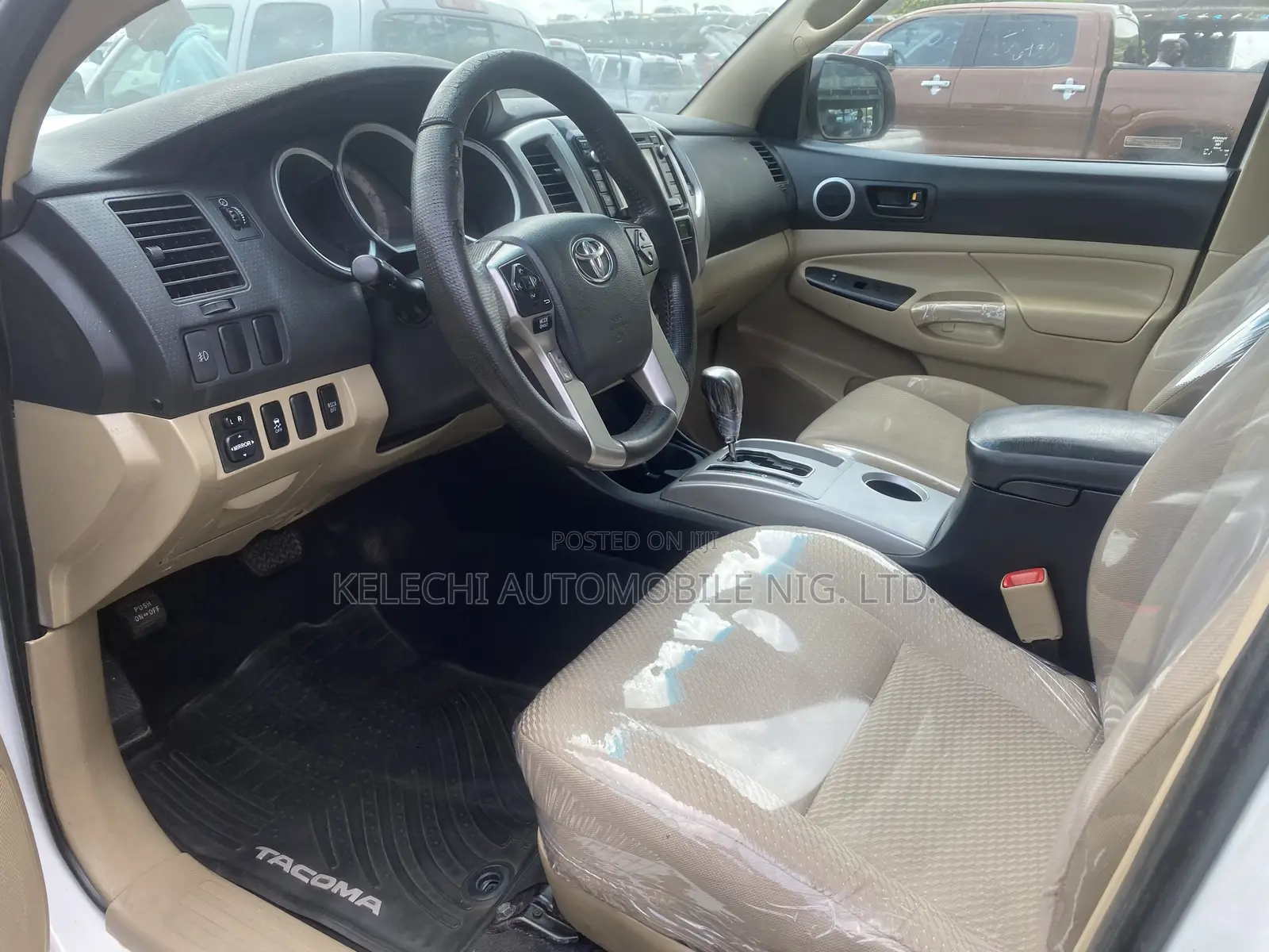 Toyota Tacoma 2013 White