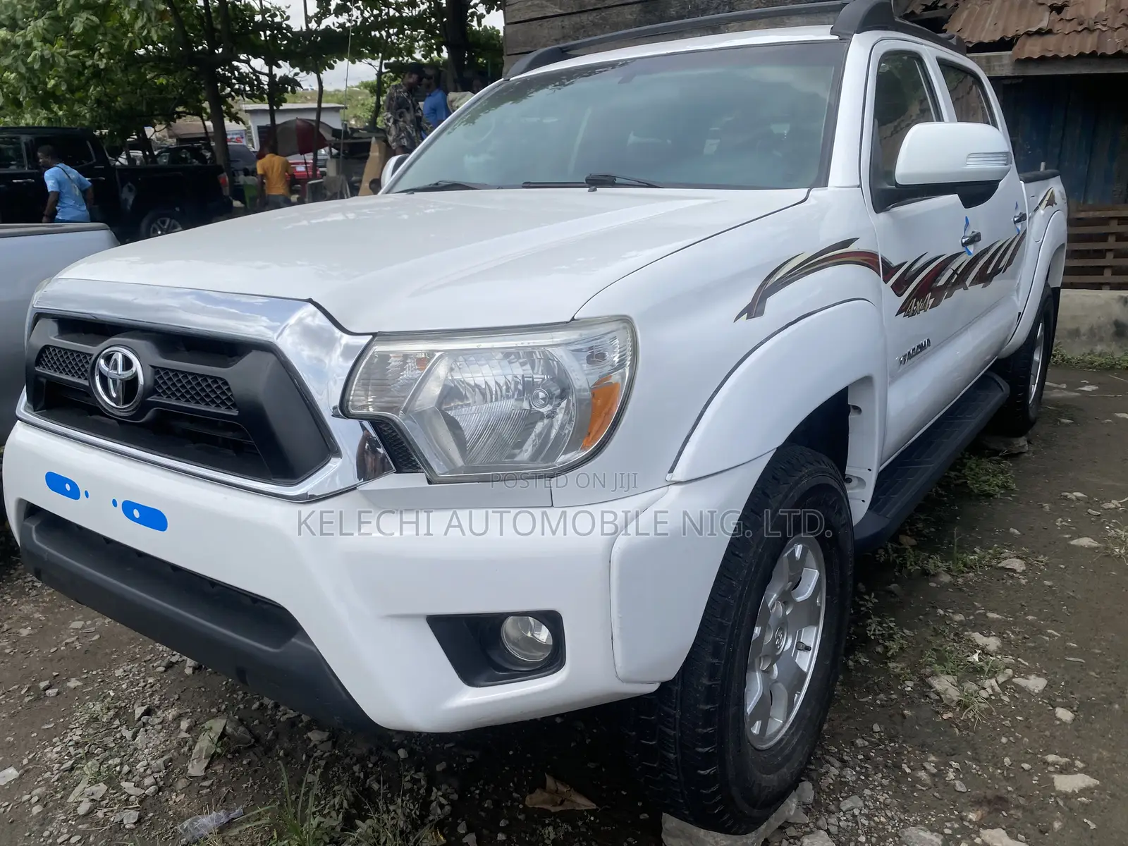 Toyota Tacoma 2013 White