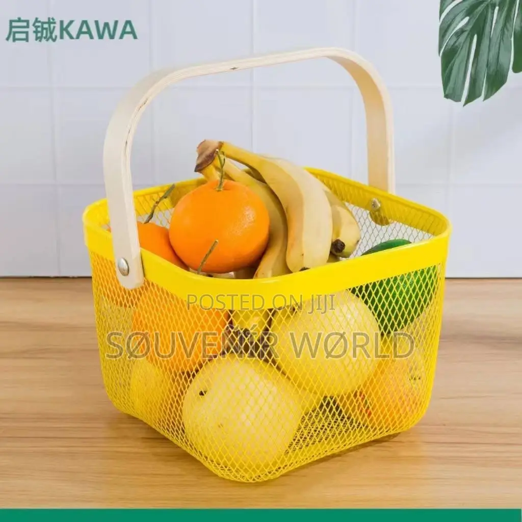 Malta Food Storage Basket With Wood Handle