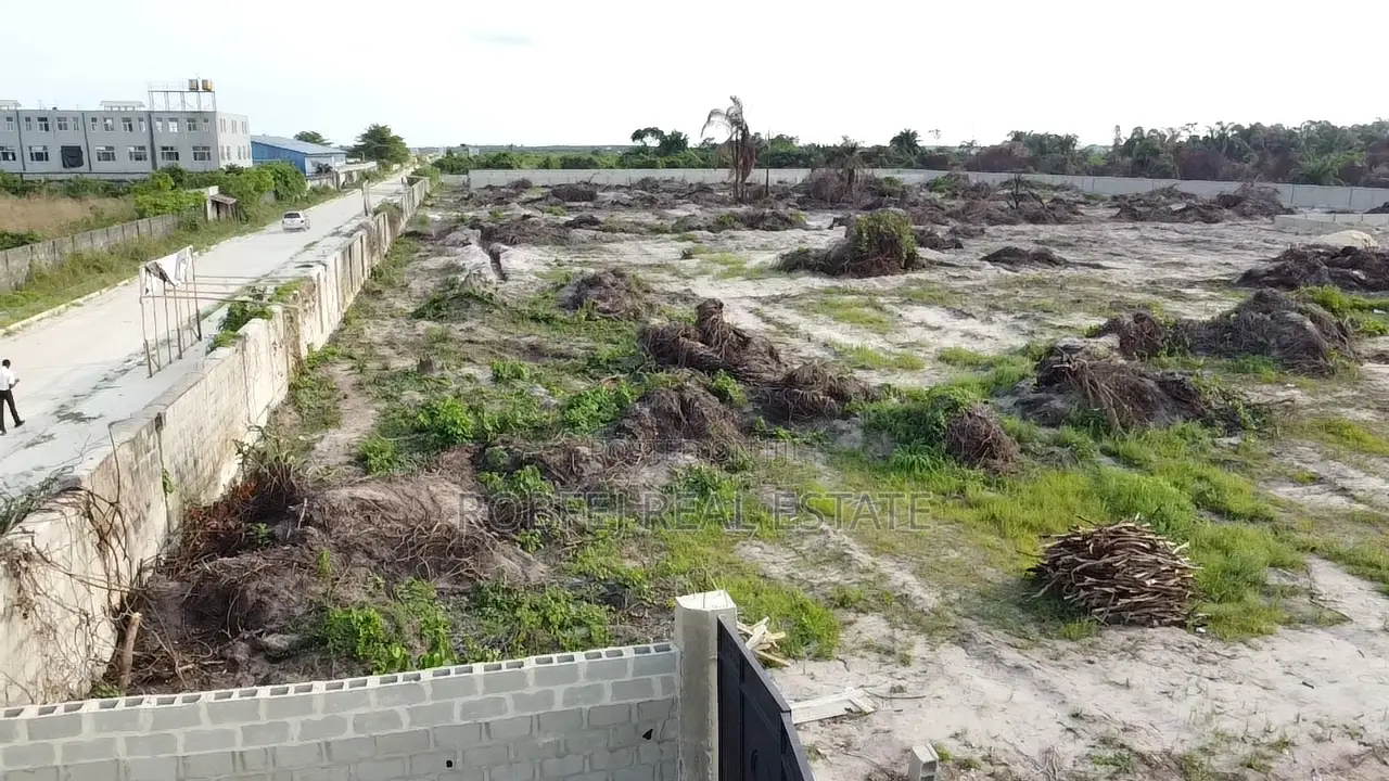 Build Your Dream on Prime Land