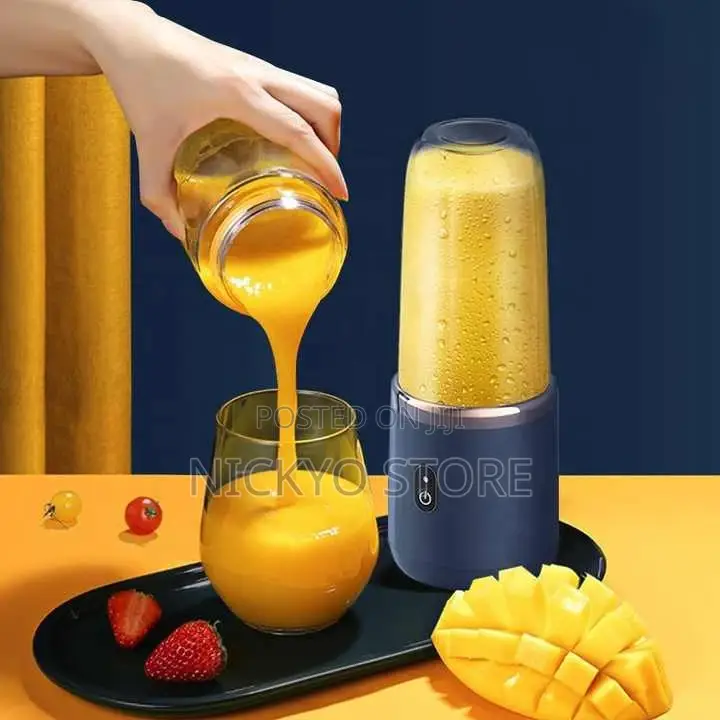 Portable Electric Blender Cup (Rechargeable Smoothie Maker)