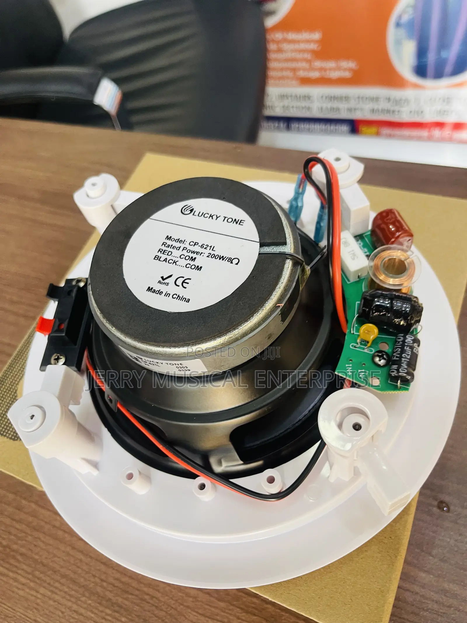 Quality 200wattw Ceiling/Pop Speaker With Woofer