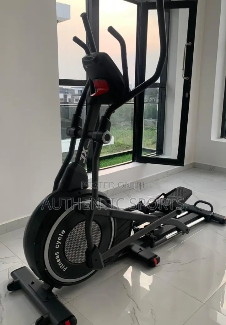 Commercial Elliptical Trainer