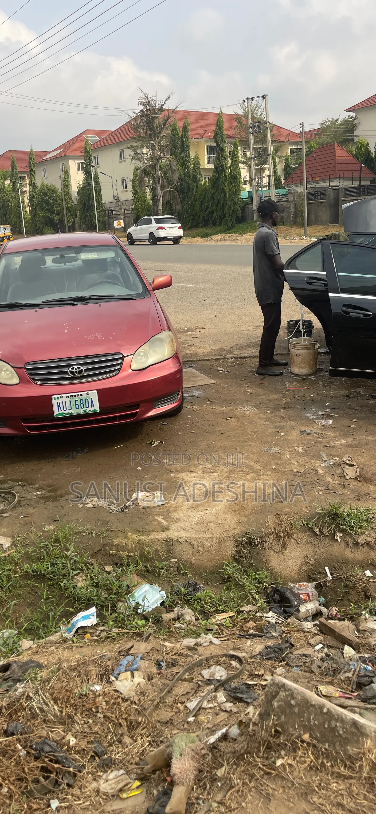 4bdrm Block of Flats in Guzape Abuja for sale