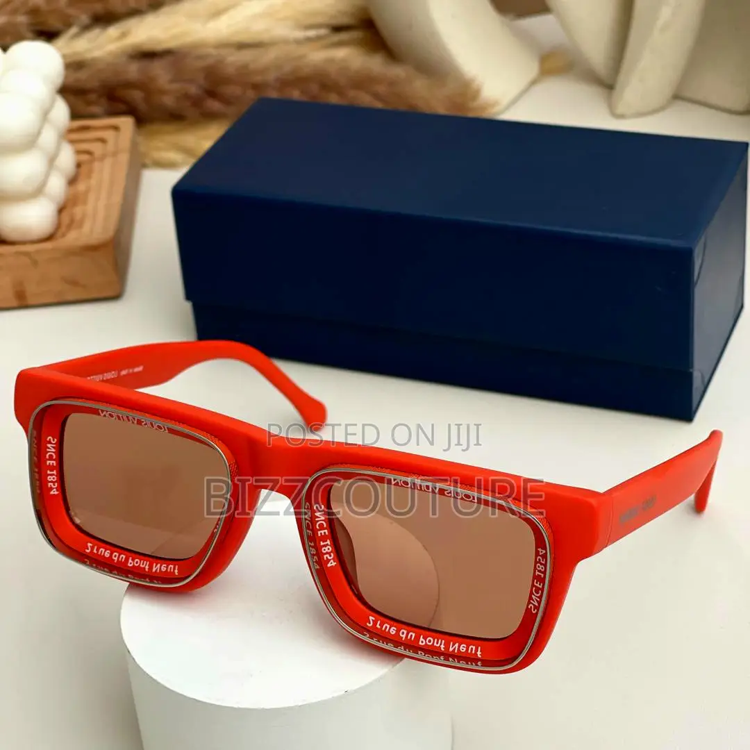 Original LOUIS VUITTON Sunglasses Available in Store