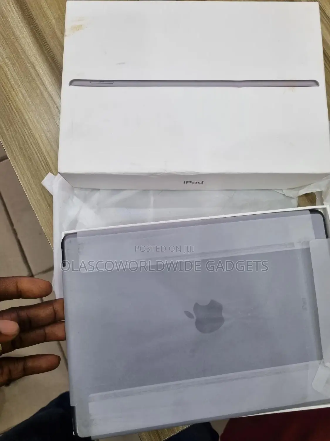 New Apple iPad 10.2 (2021) 64 GB Gray
