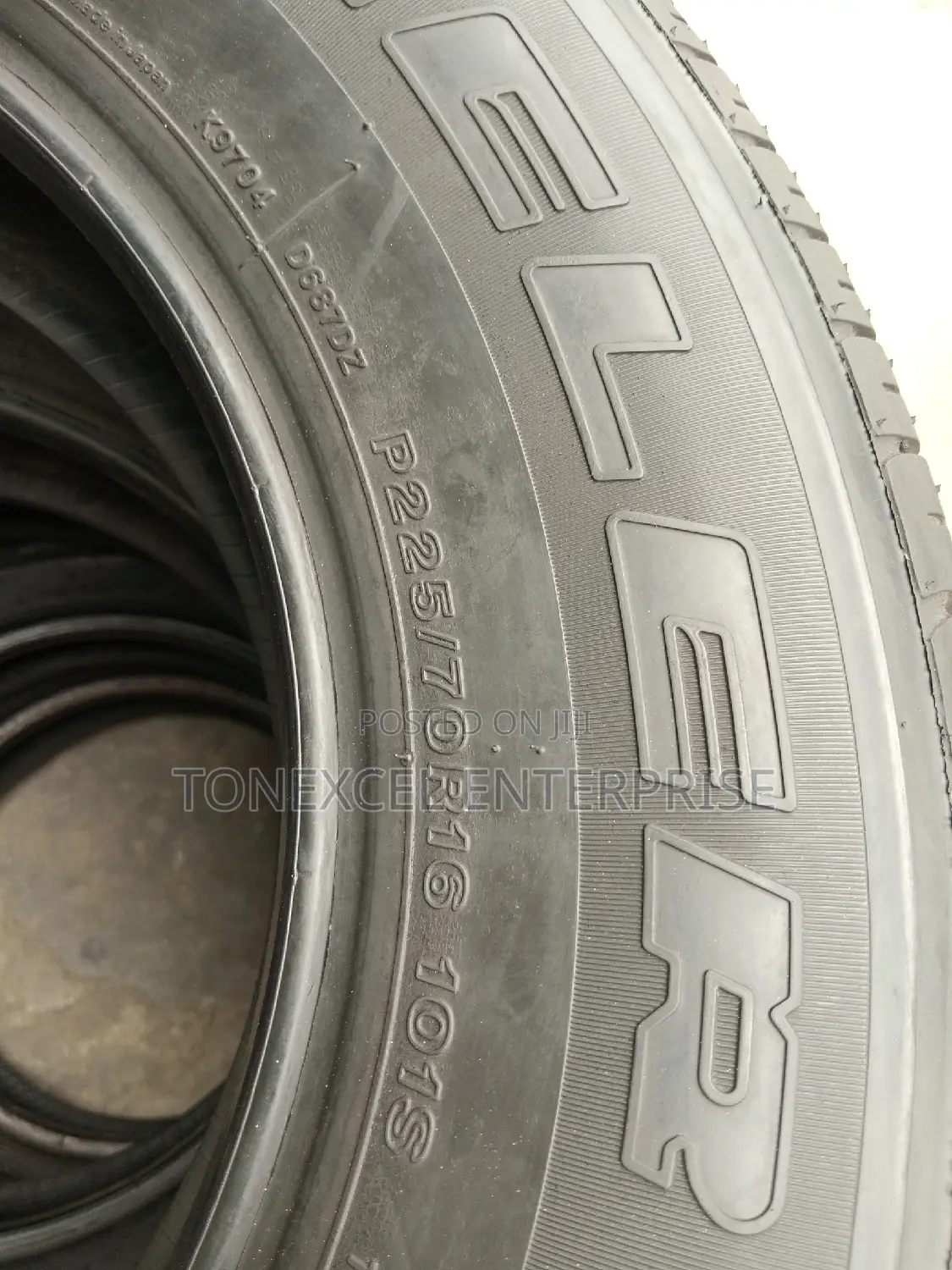 Bridgestone Japan 225/70/16