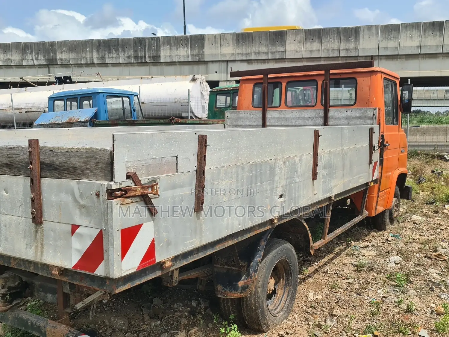 Foreign Used Mercedes Benz 508 Truck