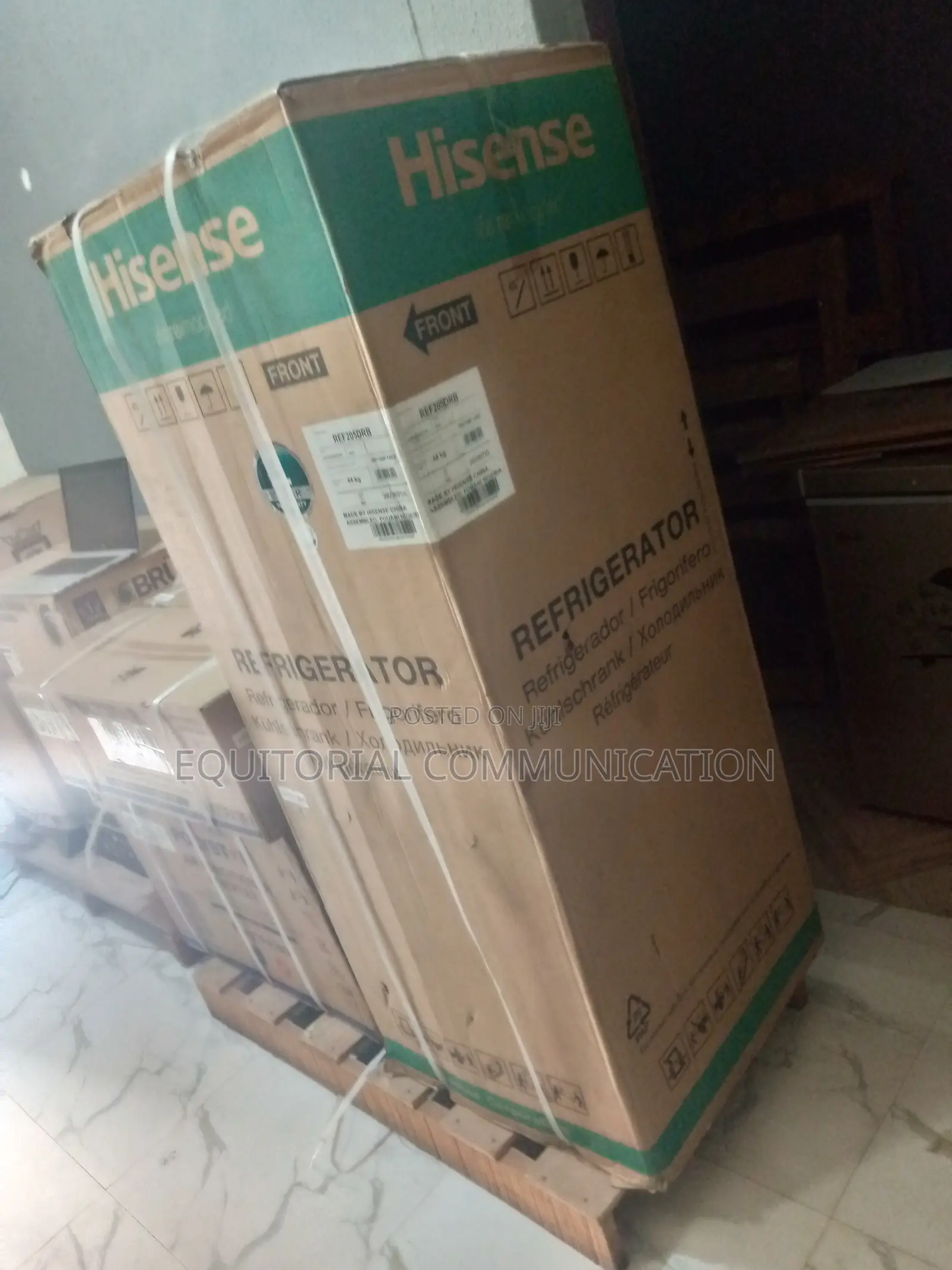 Hisense 205 Liters Refrigerator With Dispenser