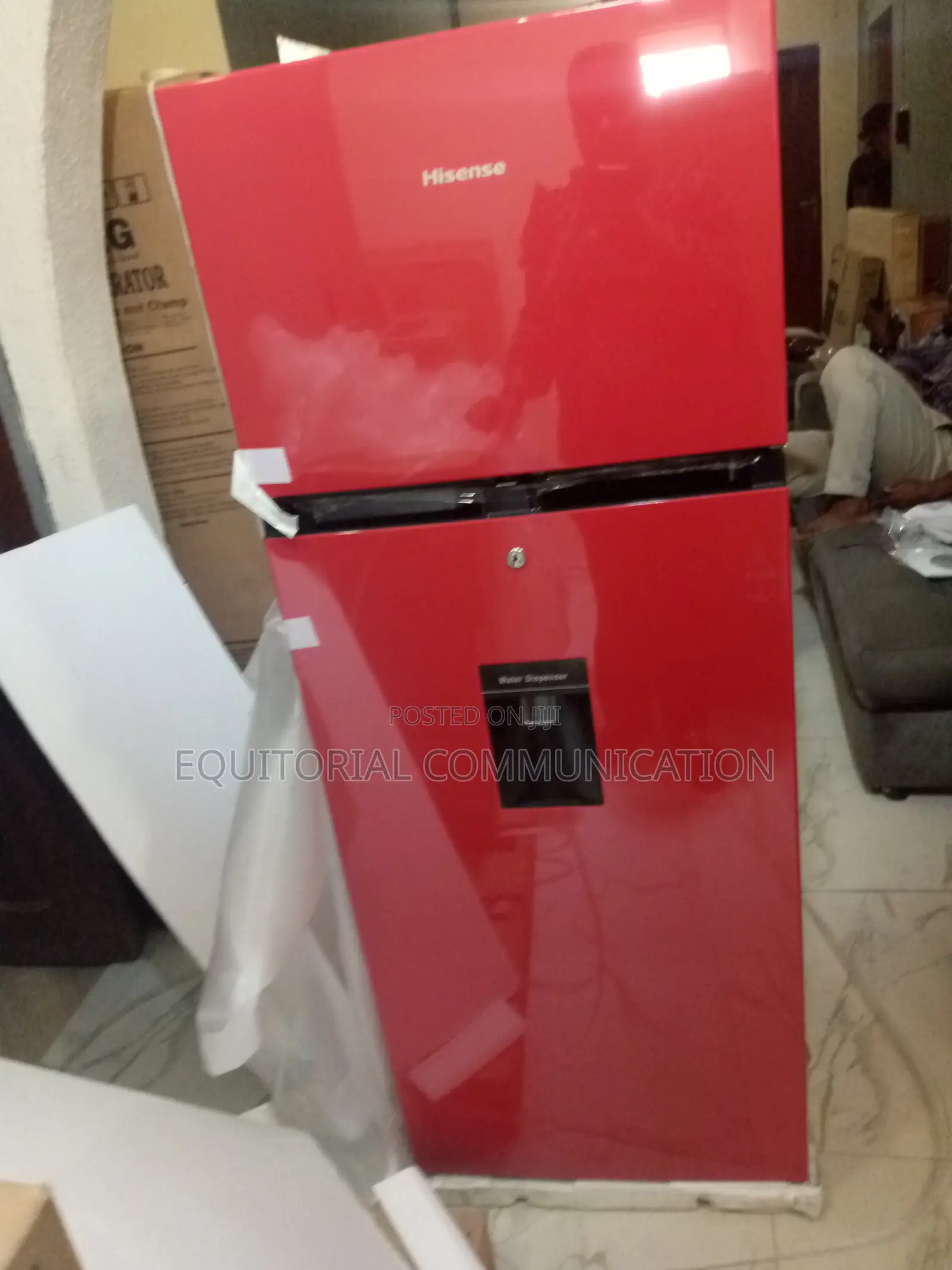 Hisense 205l Double Door With Water Dispenser Red