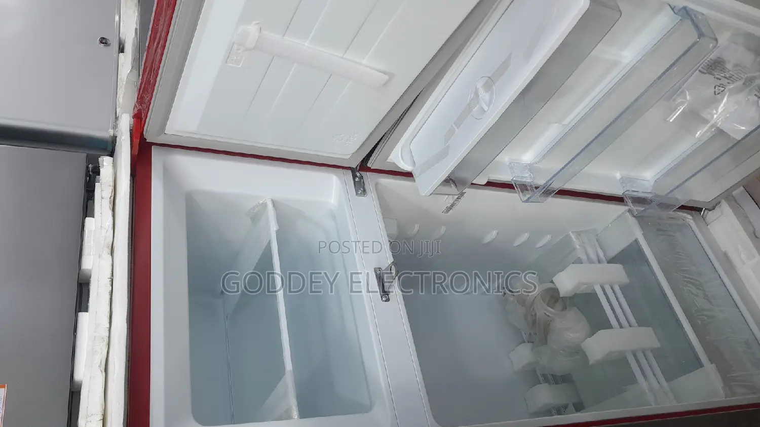 Hisense Standing Fridge and Freezer 205 Litres