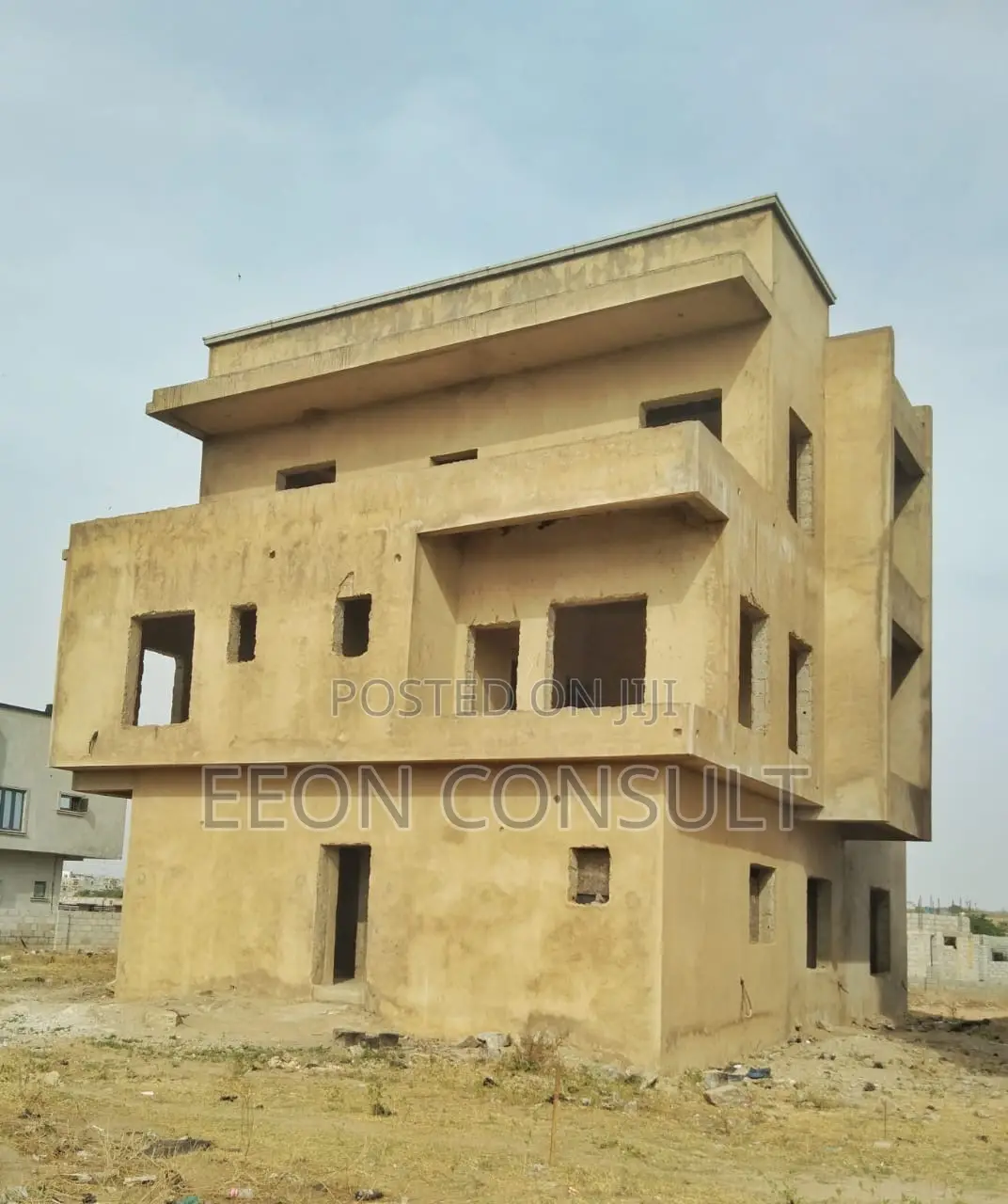 5bdrm Duplex in Maralago Golf City, Gwarinpa for sale