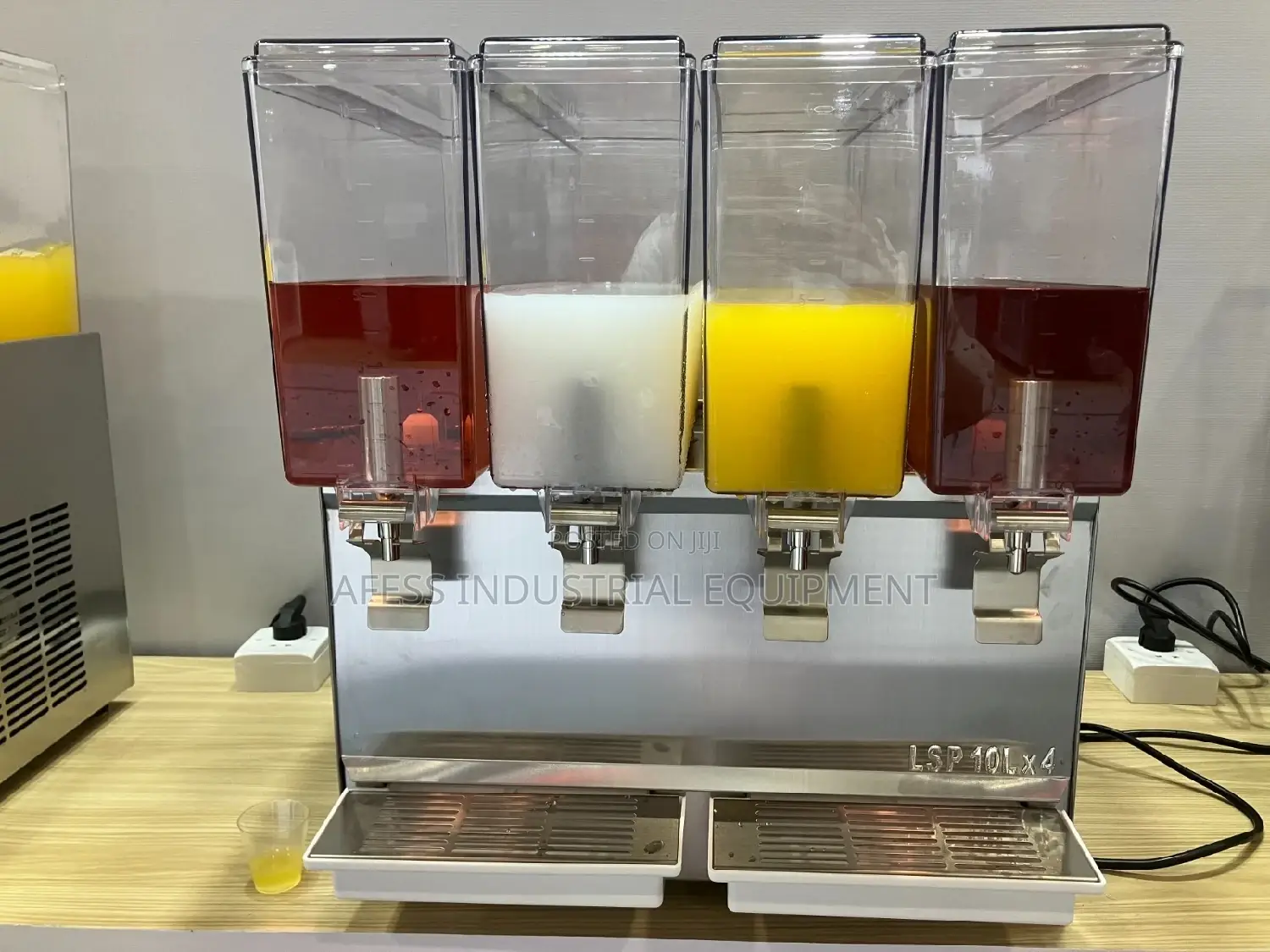 Four Glass Juice Despenser