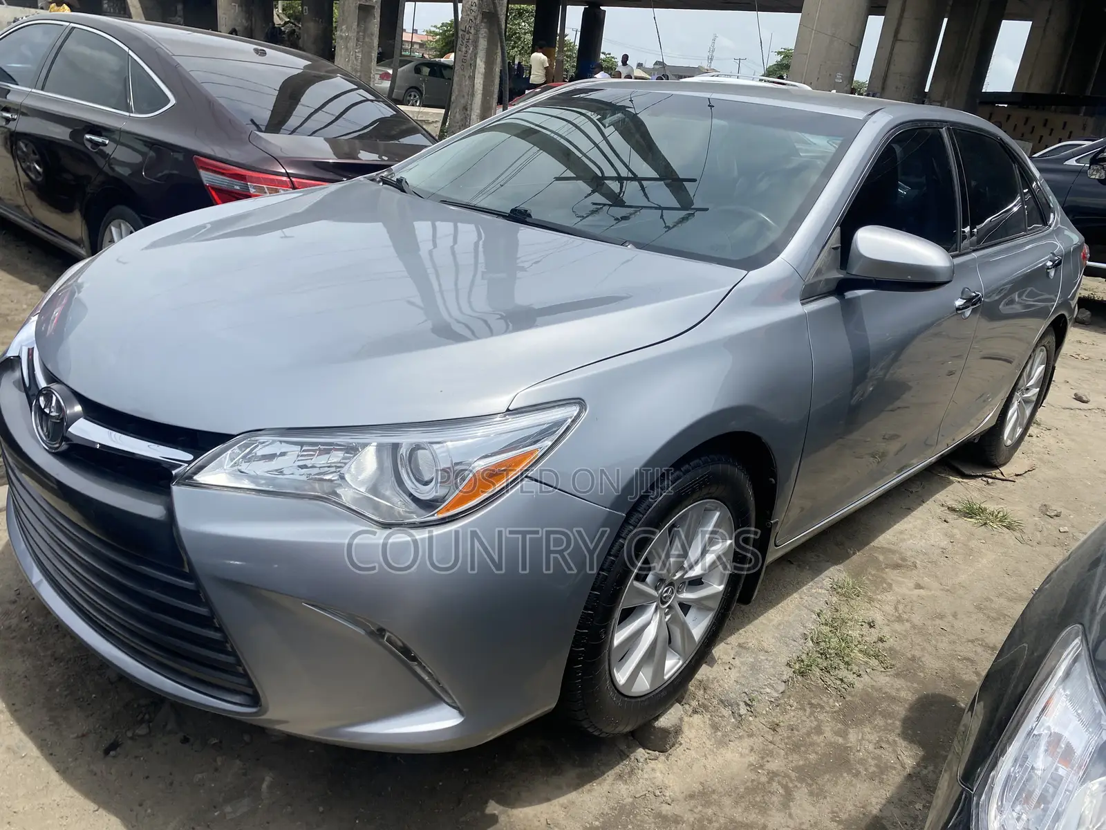 Toyota Camry 2016 Silver