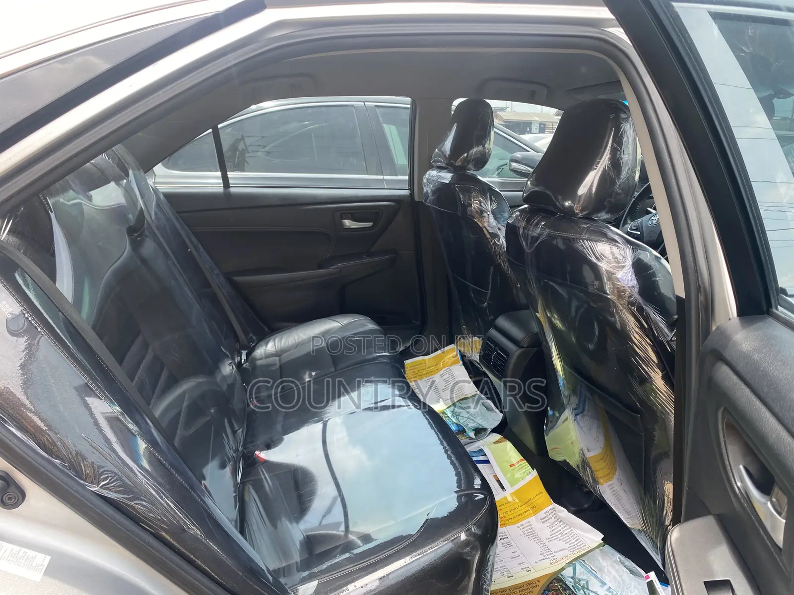 Toyota Camry 2016 Silver