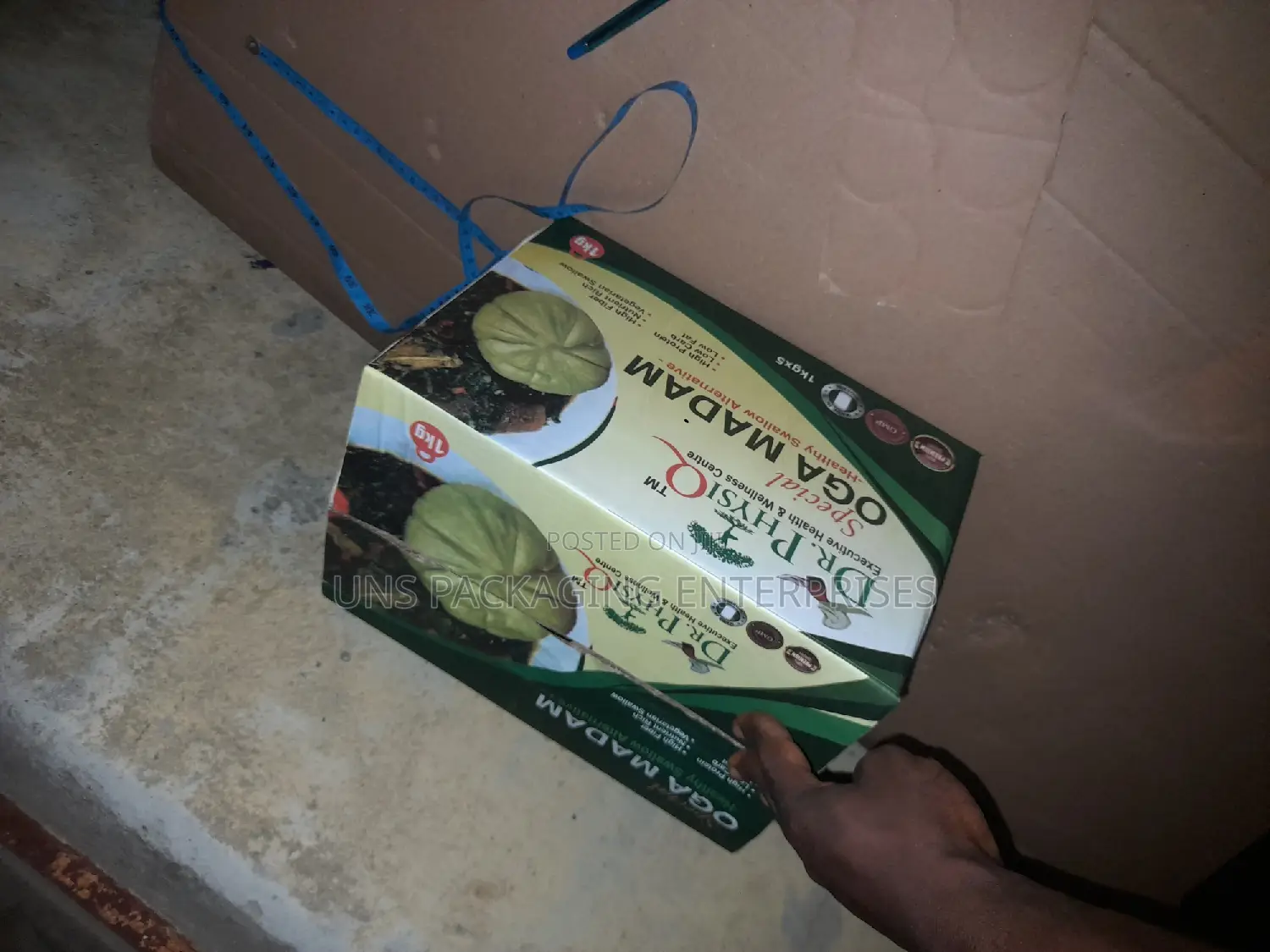 Branding Indomie Size Carton