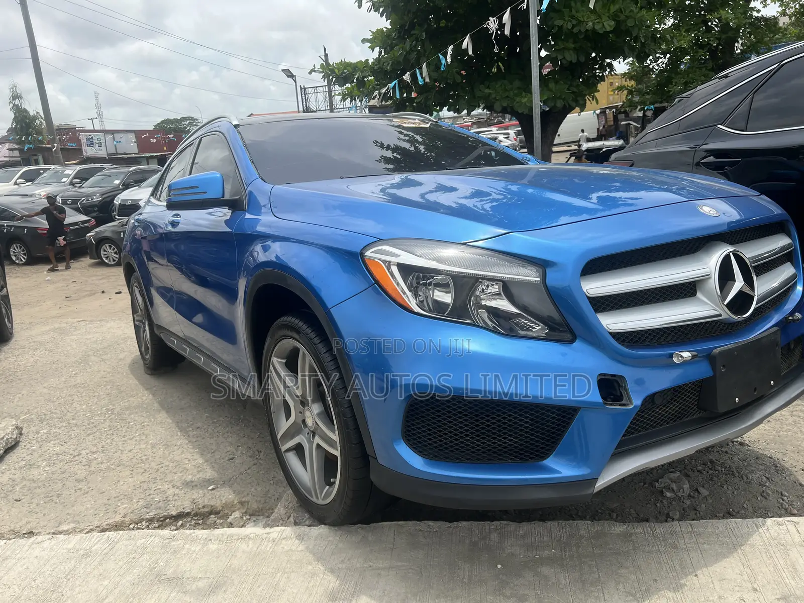 Mercedes-Benz GLA 250 2016 Blue