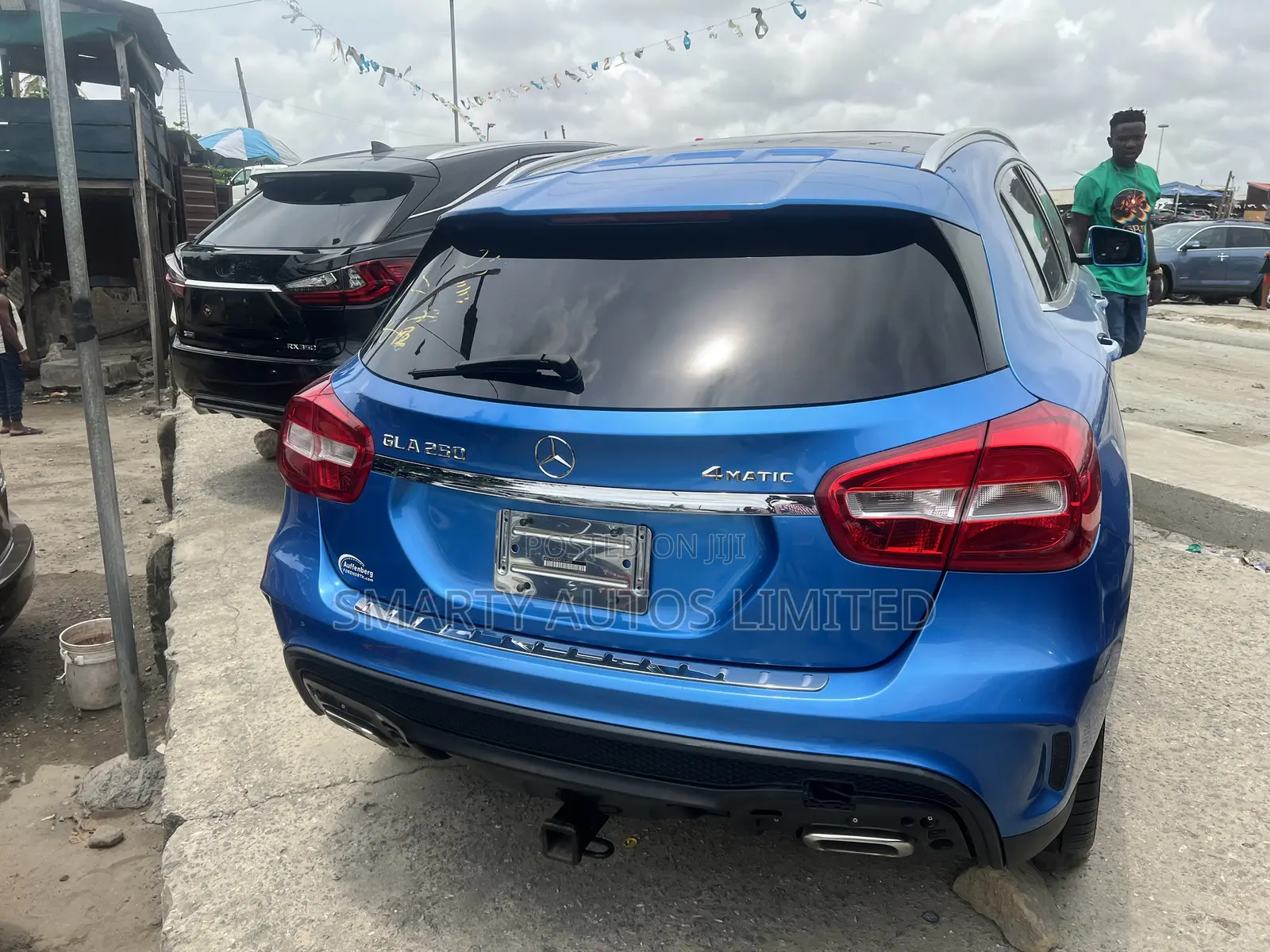 Mercedes-Benz GLA 250 2016 Blue