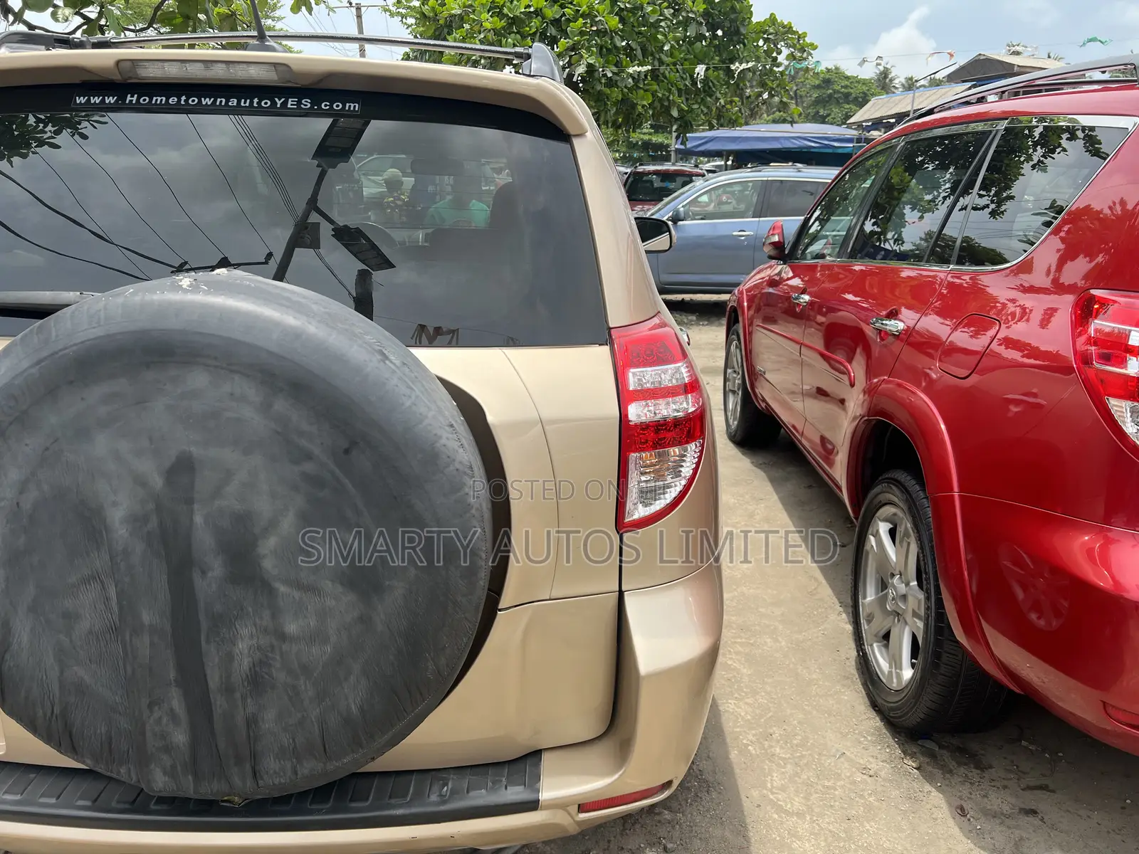 Toyota RAV4 2010 Gold