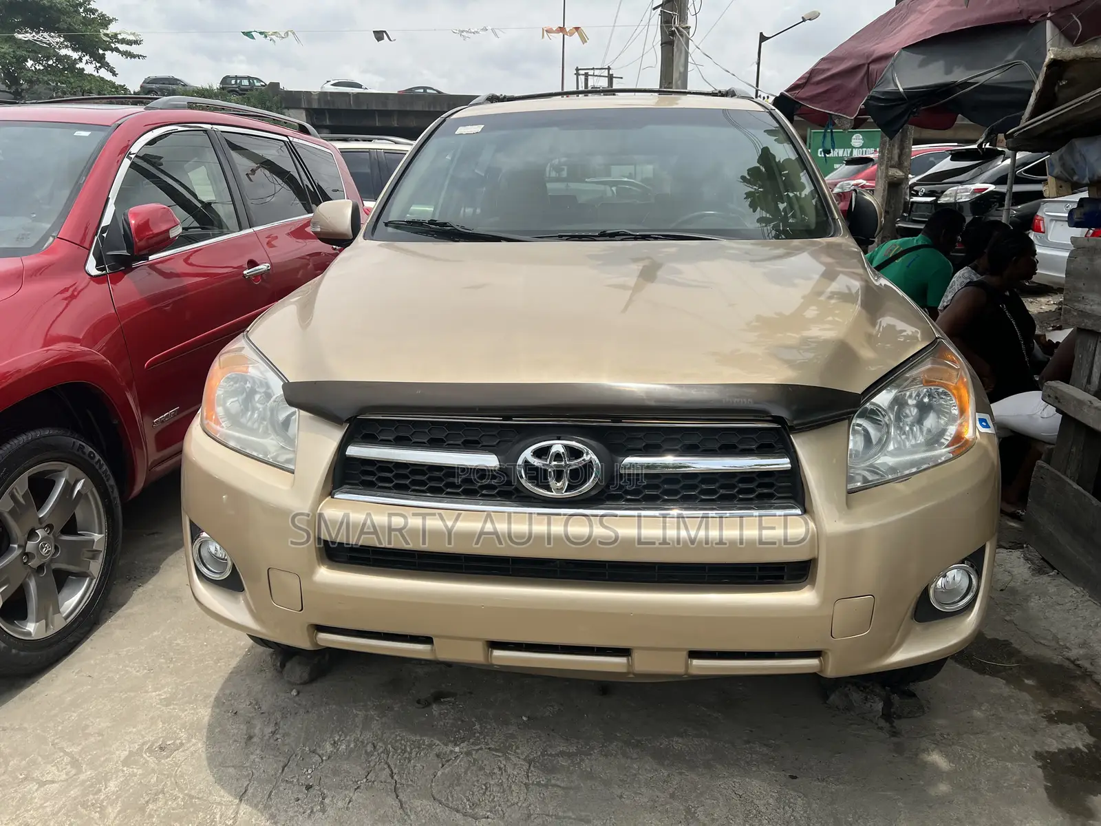 Toyota RAV4 2010 Gold