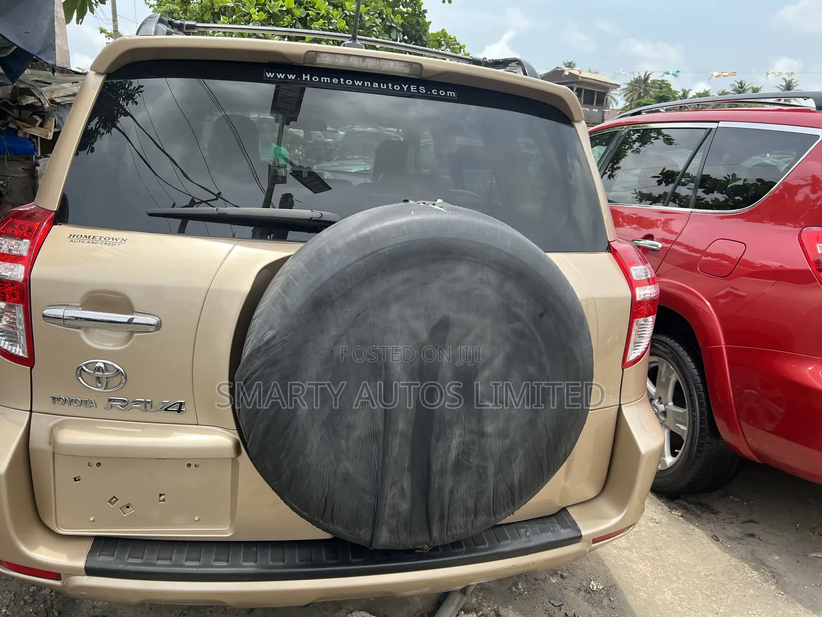 Toyota RAV4 2010 Gold