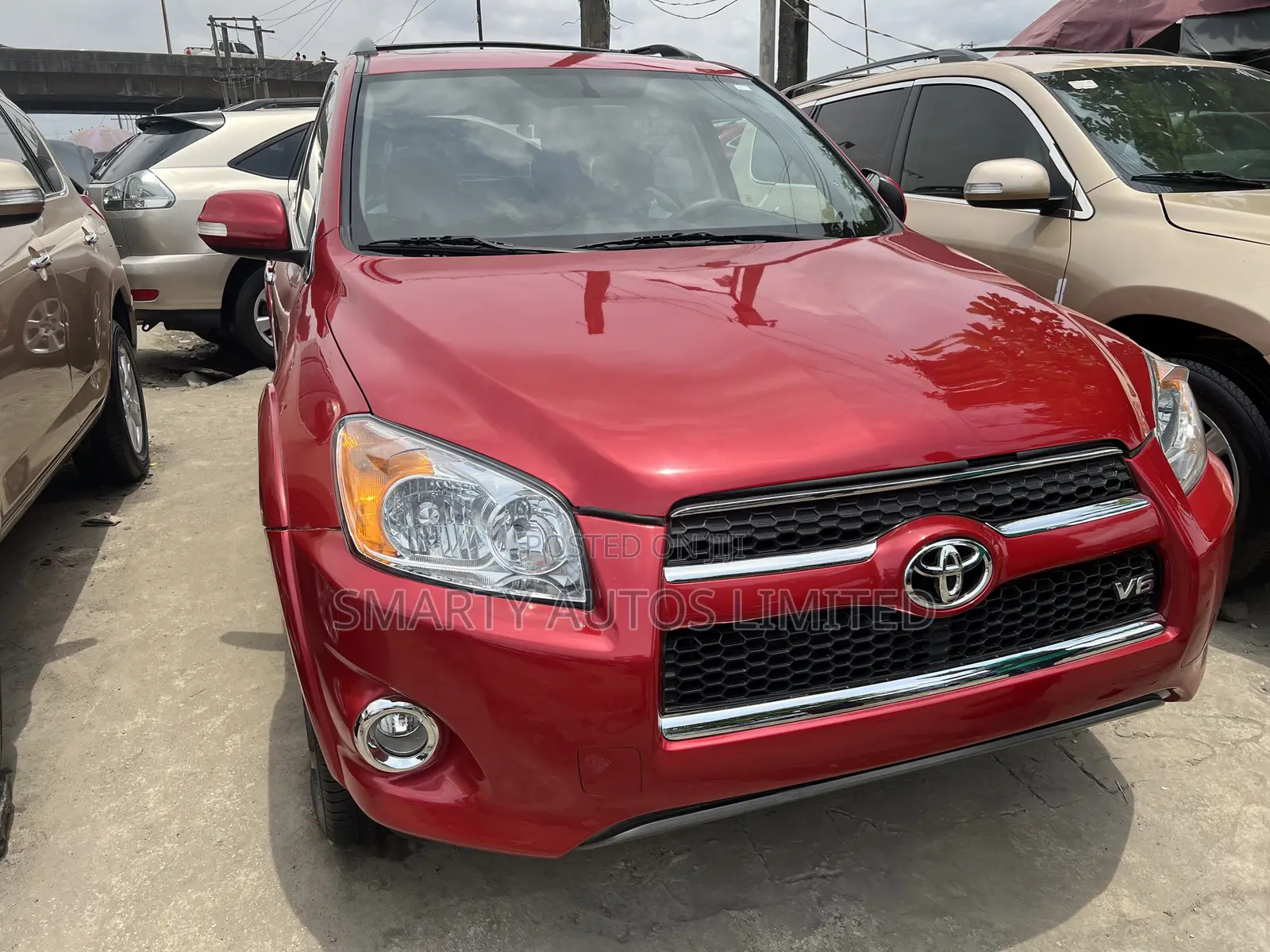 Toyota RAV4 2010 Red