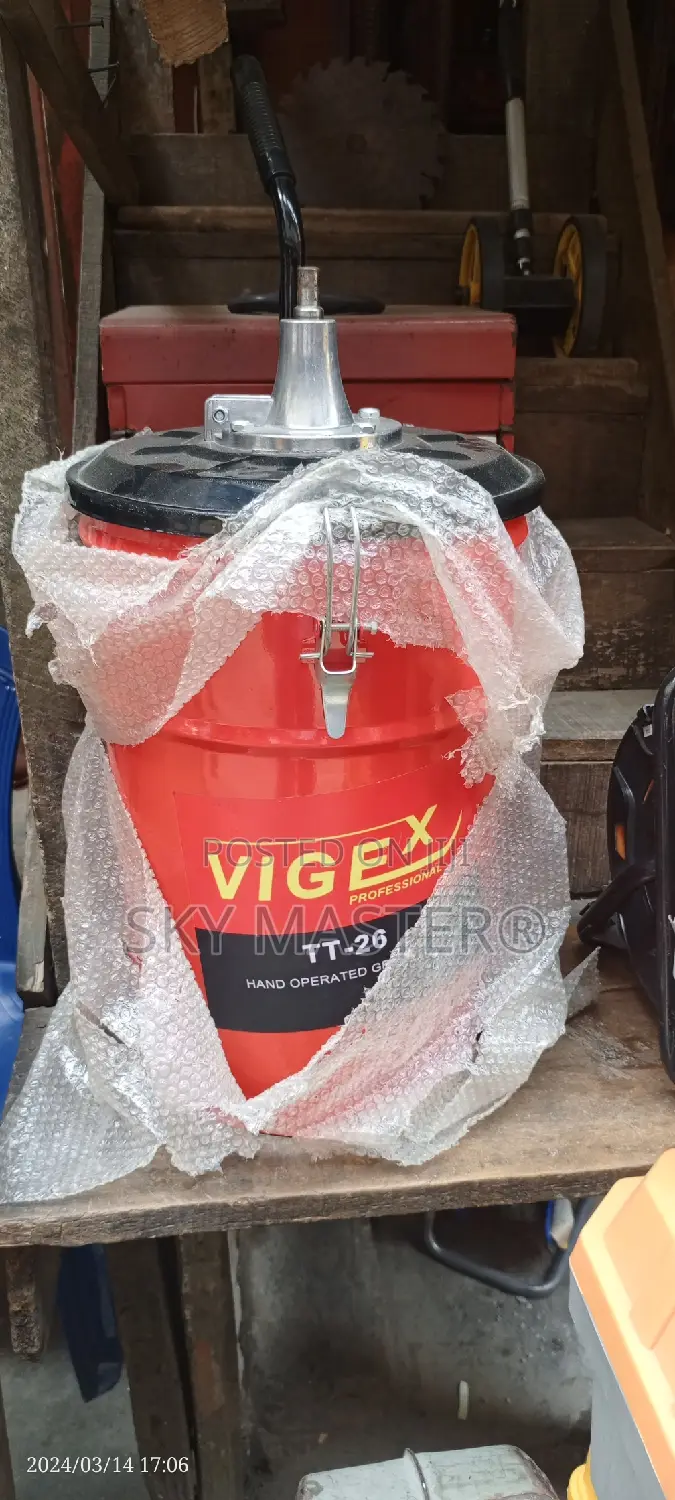 25ltrs Grease Bucket