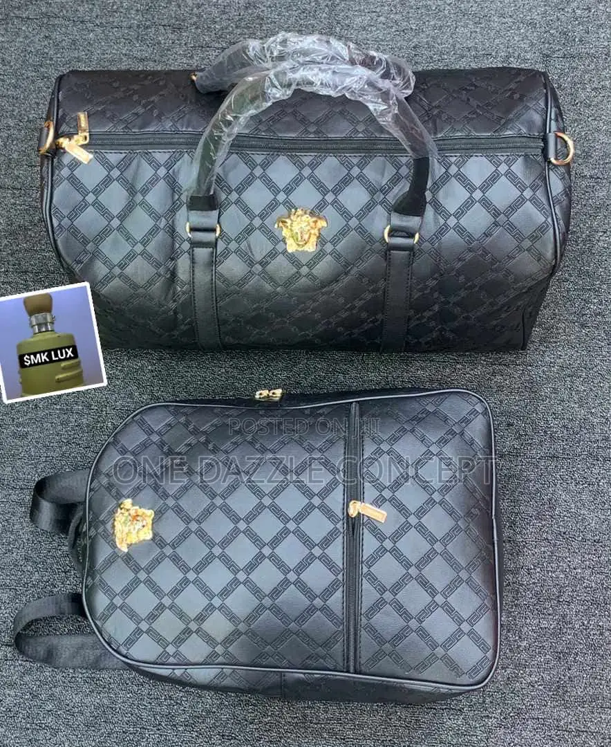 Black Back Bag / Duffle Bag (One)