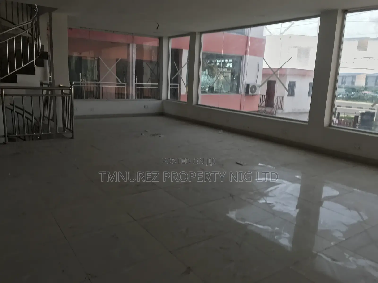 BANK SPACE 400SQM, Per SQM 4