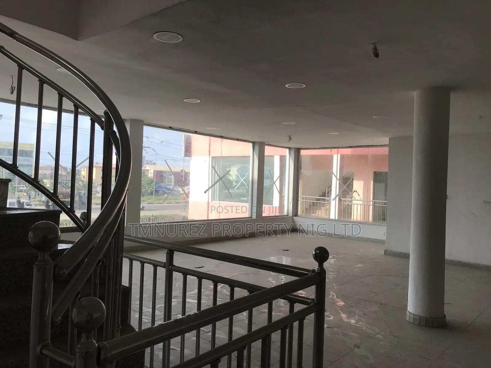 BANK SPACE 400SQM, Per SQM 4