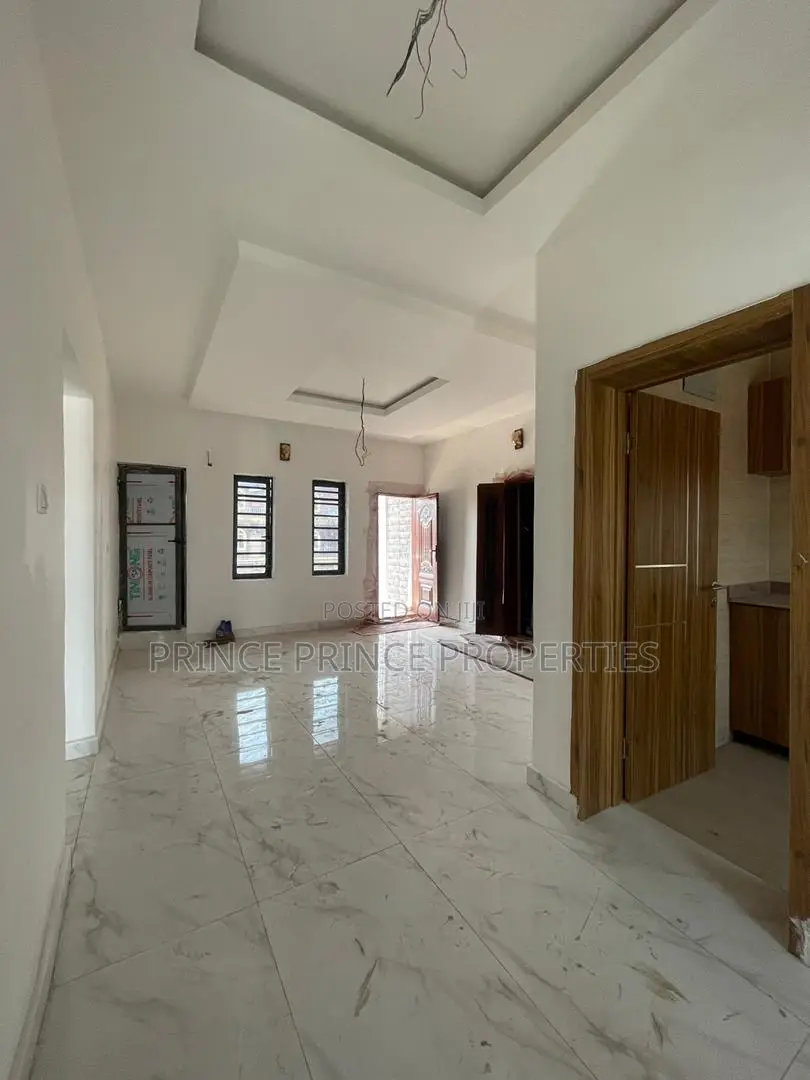 Furnished 3bdrm Block of Flats in Surulere for rent