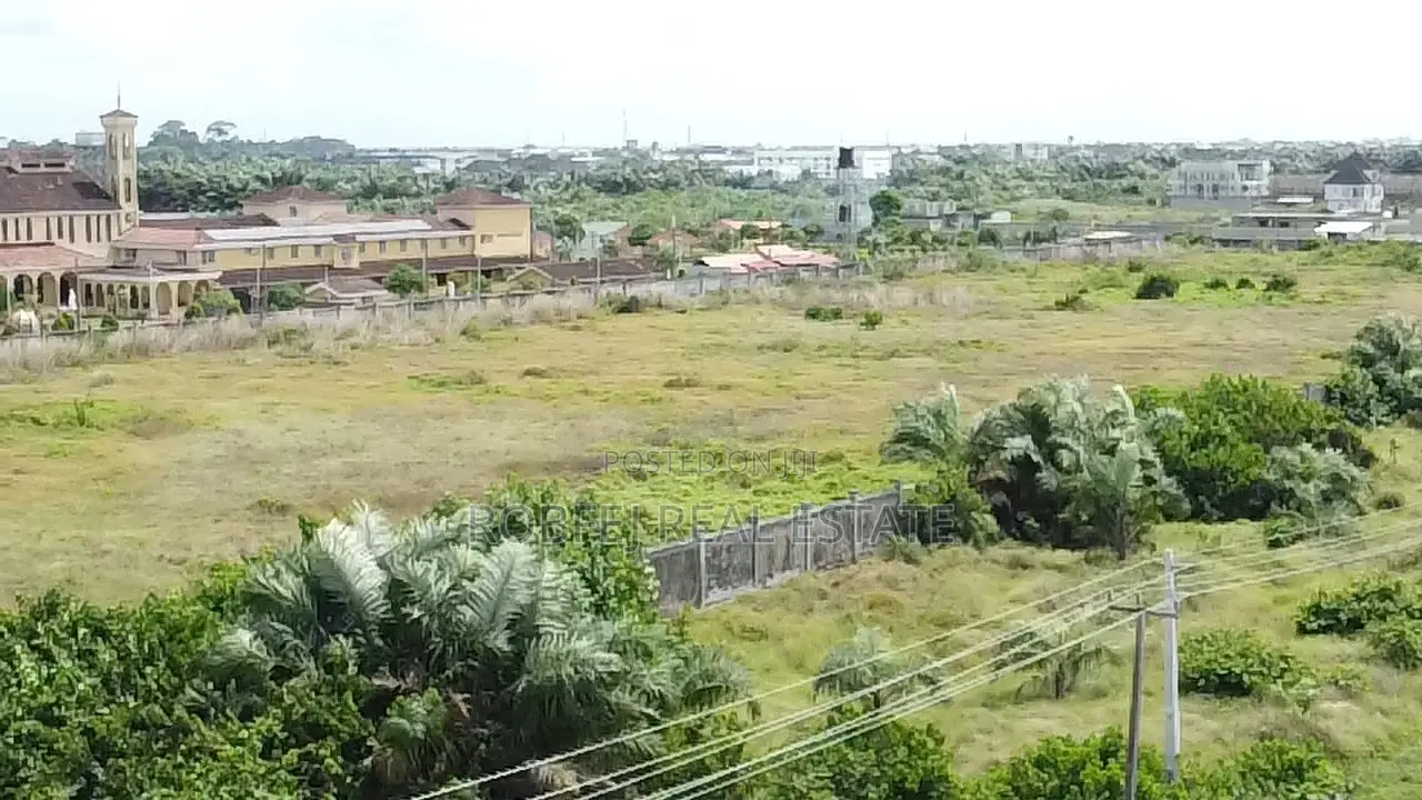 Seclusion Meets Convenience - Own Your Piece of Paradise!