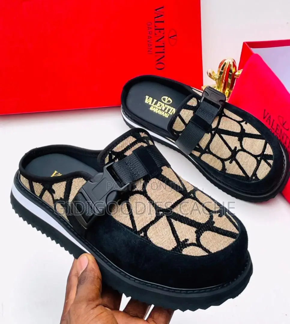 Valentino Mules