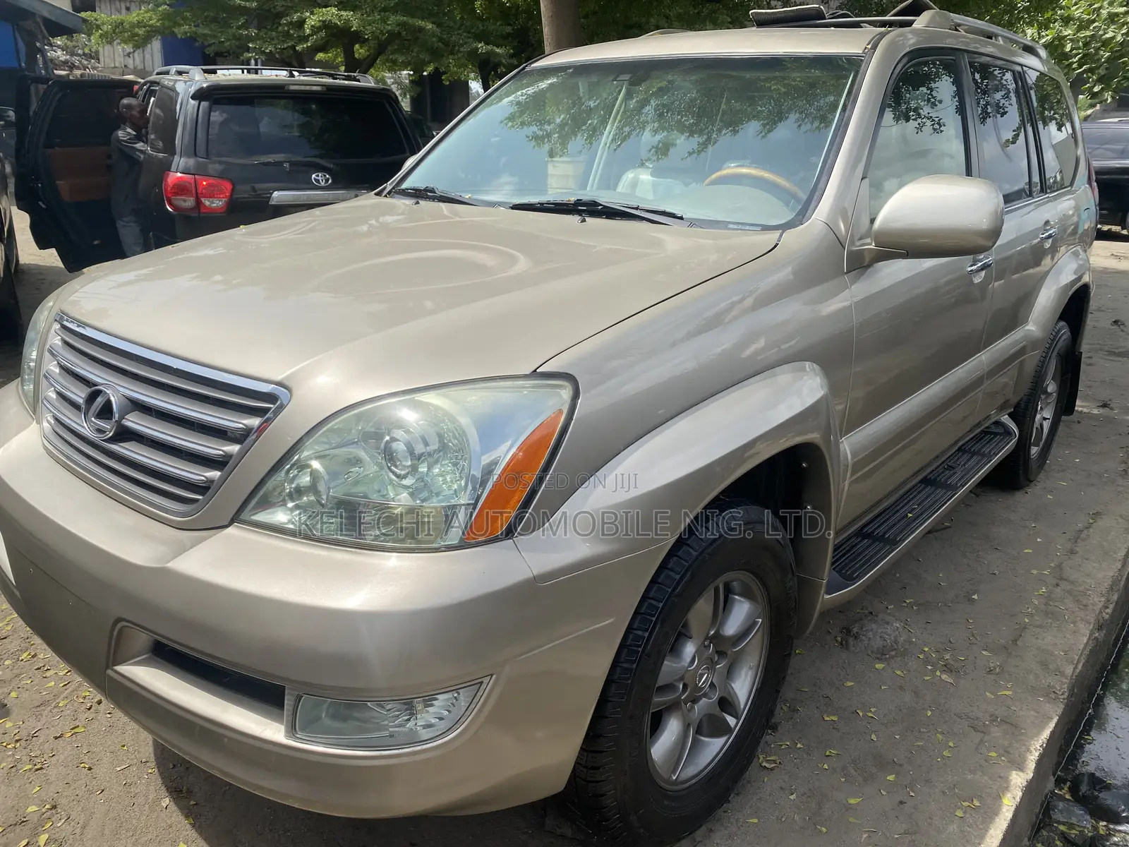 Lexus GX 470 2007 Gold