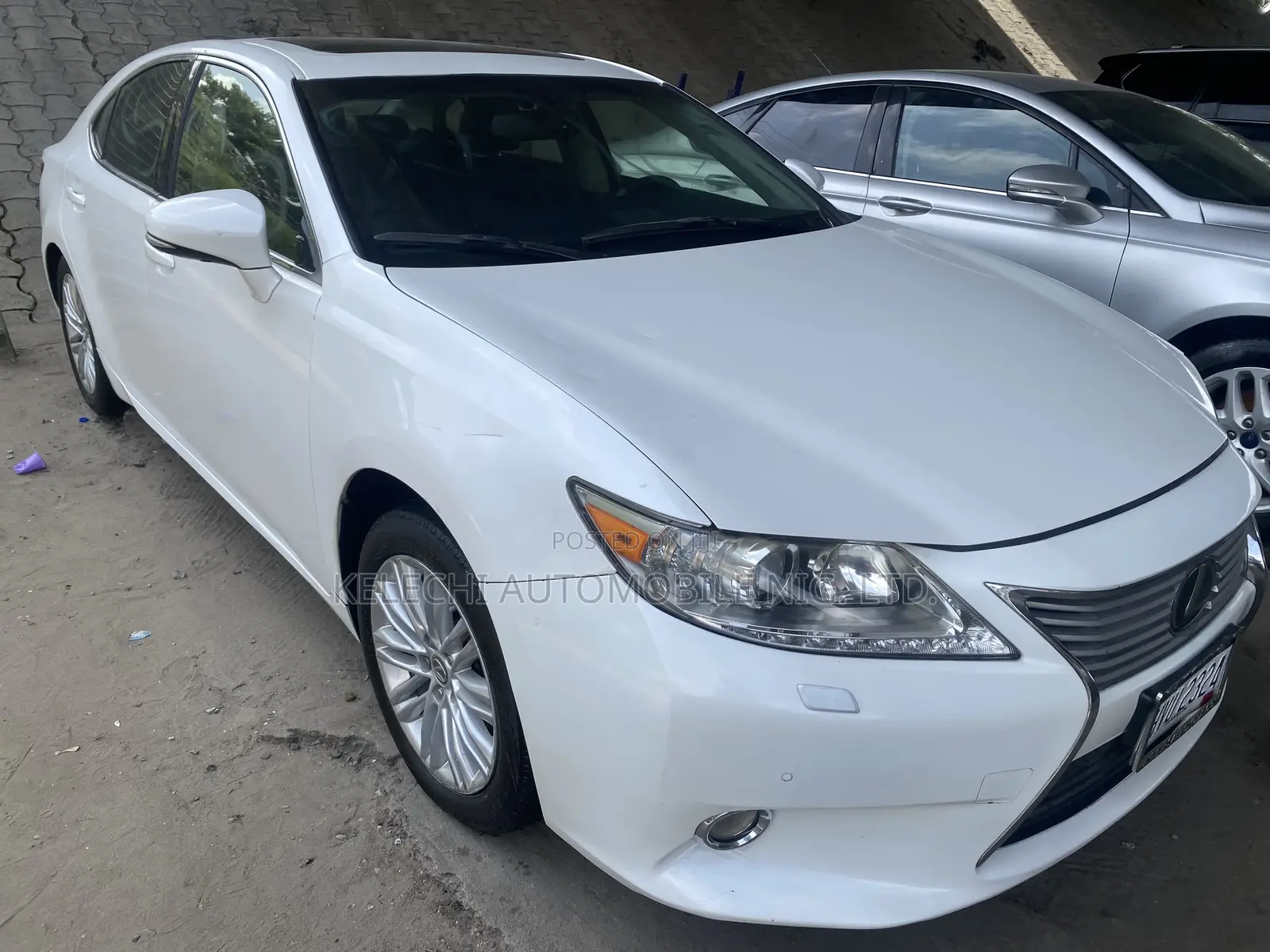 Lexus ES 350 FWD 2014 White