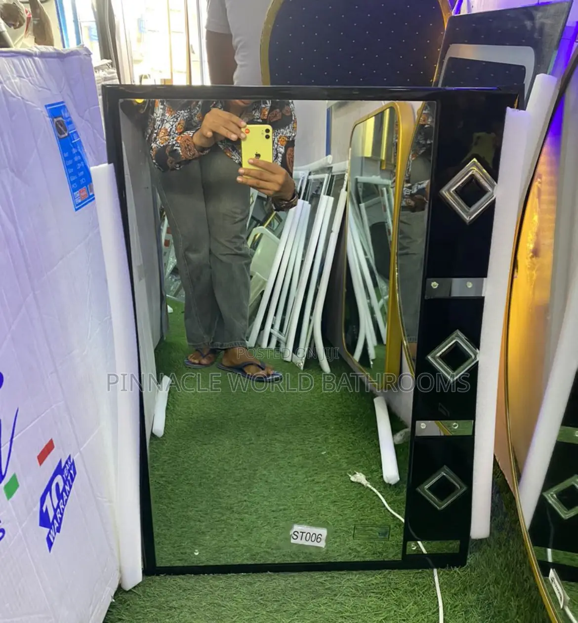Mirror With Shelves 889