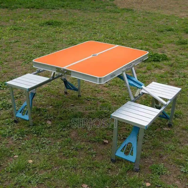 Pinic Table