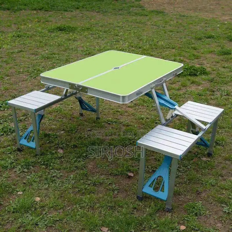 Pinic Table