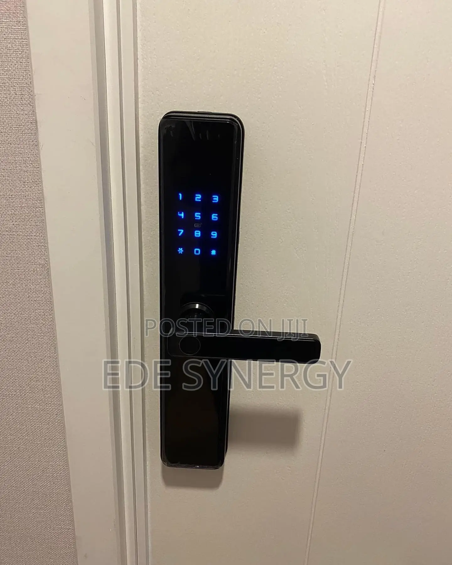 Advanced Fingerprint, Face ID Smartlock. Swift Delivery