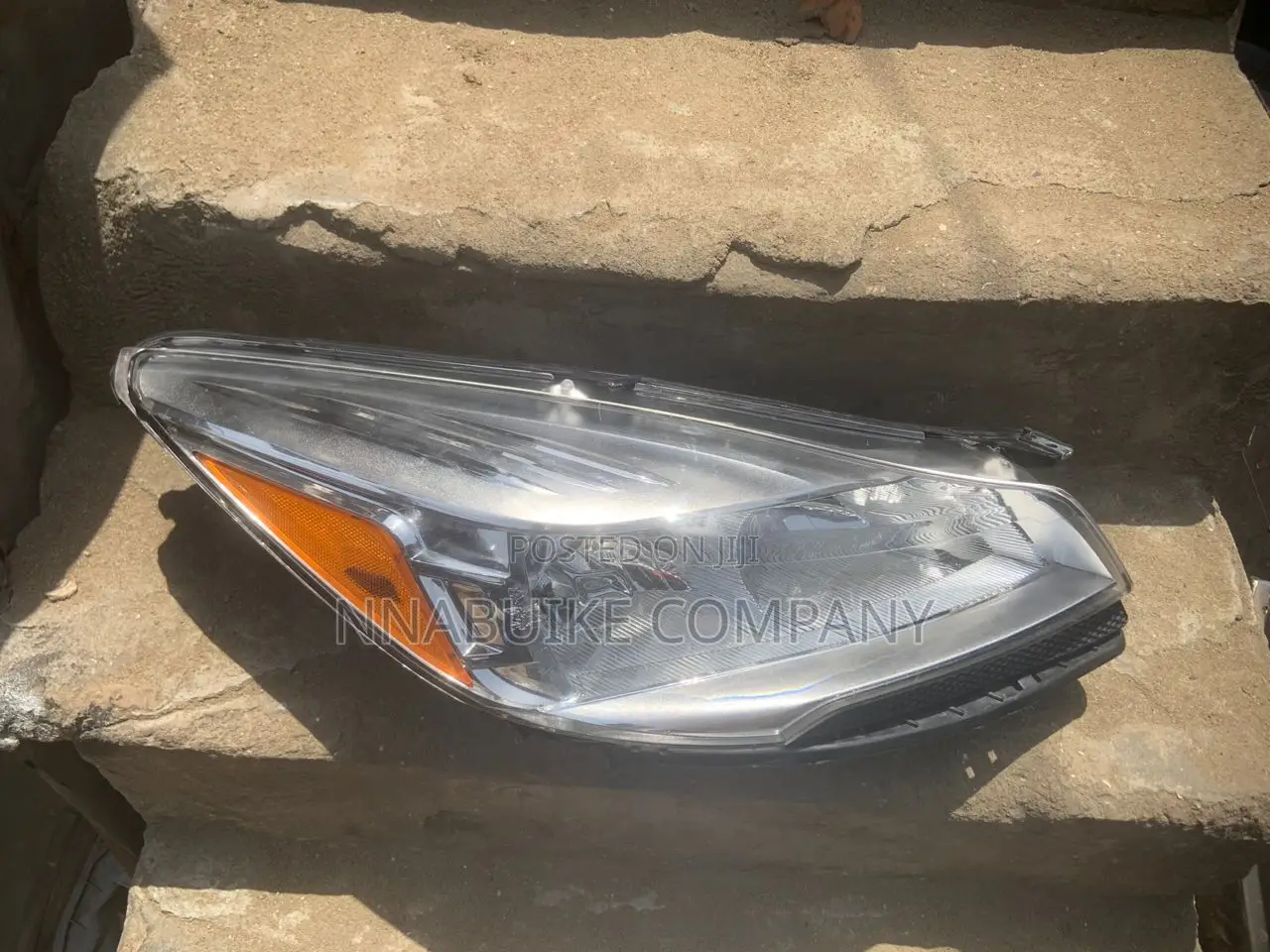 Ford Escape Headlamp 2013 Model